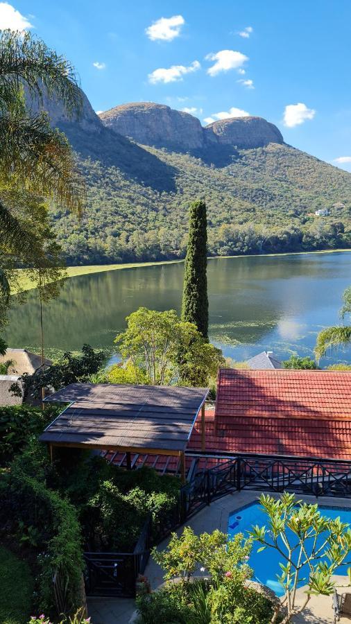 Cozy Kosmos Bed and Breakfast Hartbeespoort Eksteriør billede