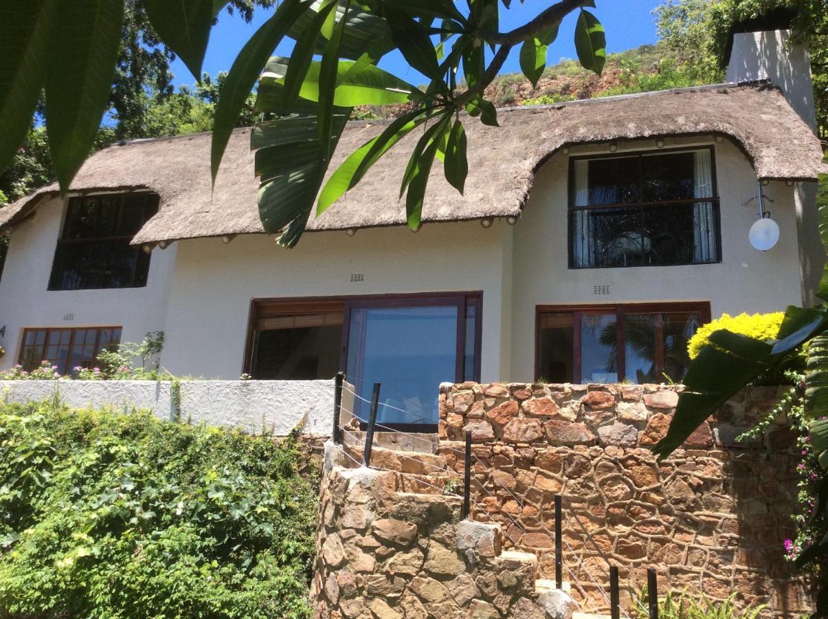 Cozy Kosmos Bed and Breakfast Hartbeespoort Eksteriør billede